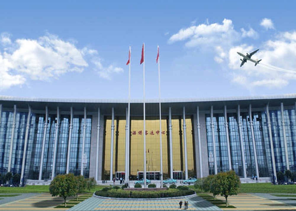 幕墙工程-淄博客运中心